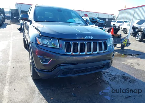 2015 Jeep Grand Cherokee Laredo z USA, uszkodzony, nr VIN 1C4RJEAG2FC786050